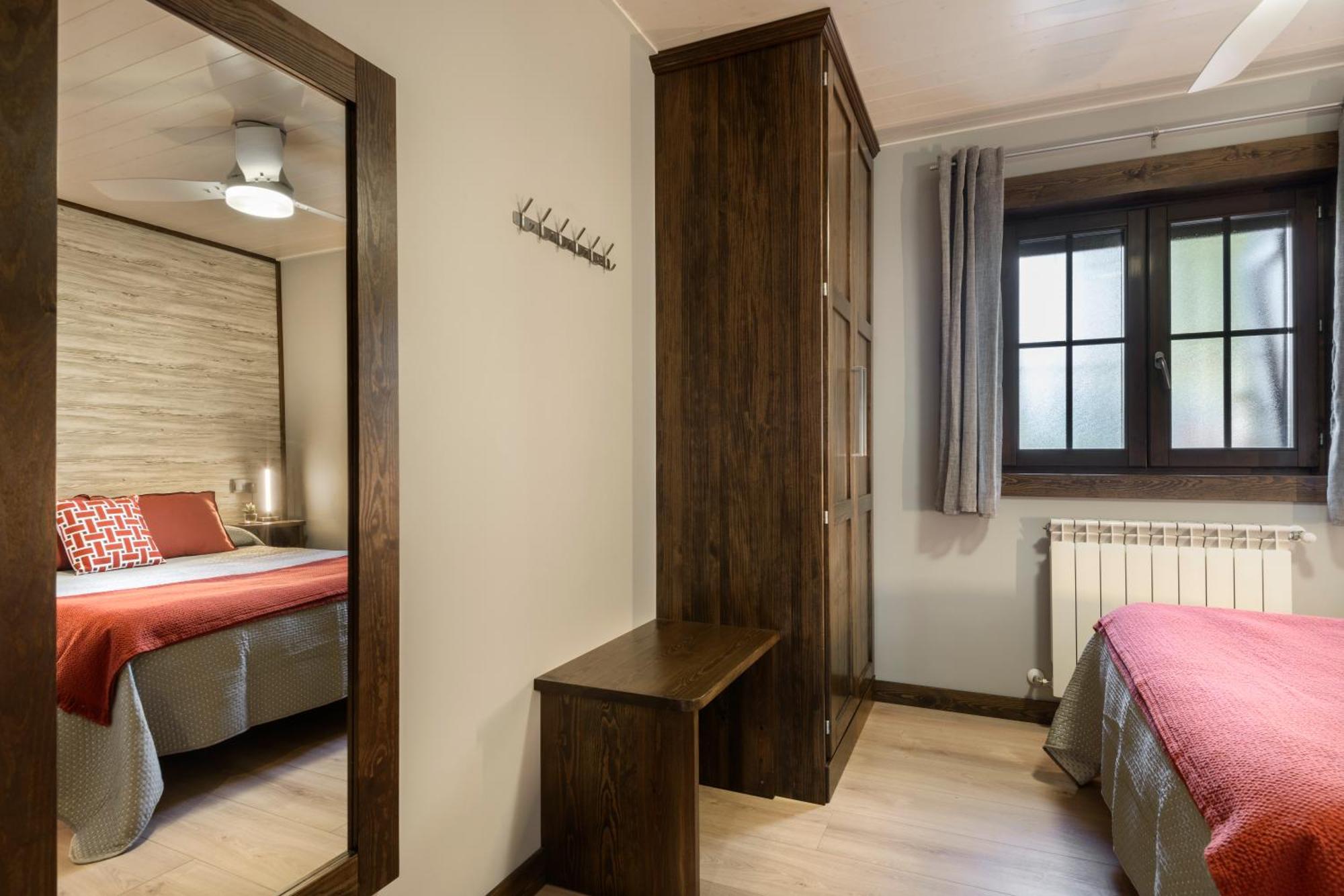 Casa Otal Apartment Jaca Exterior photo