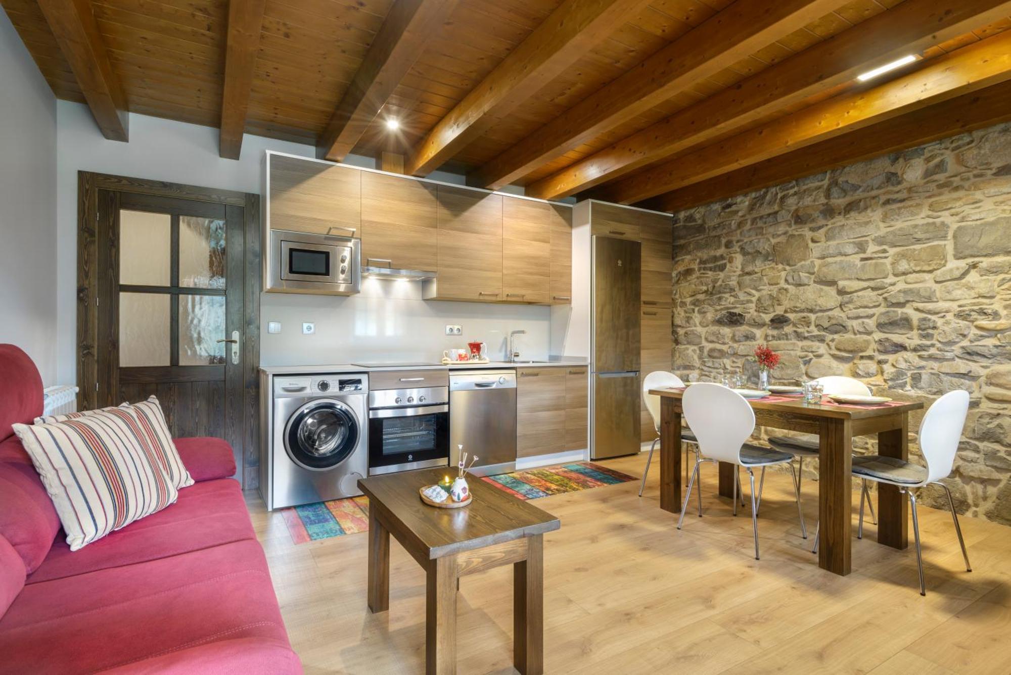 Casa Otal Apartment Jaca Exterior photo